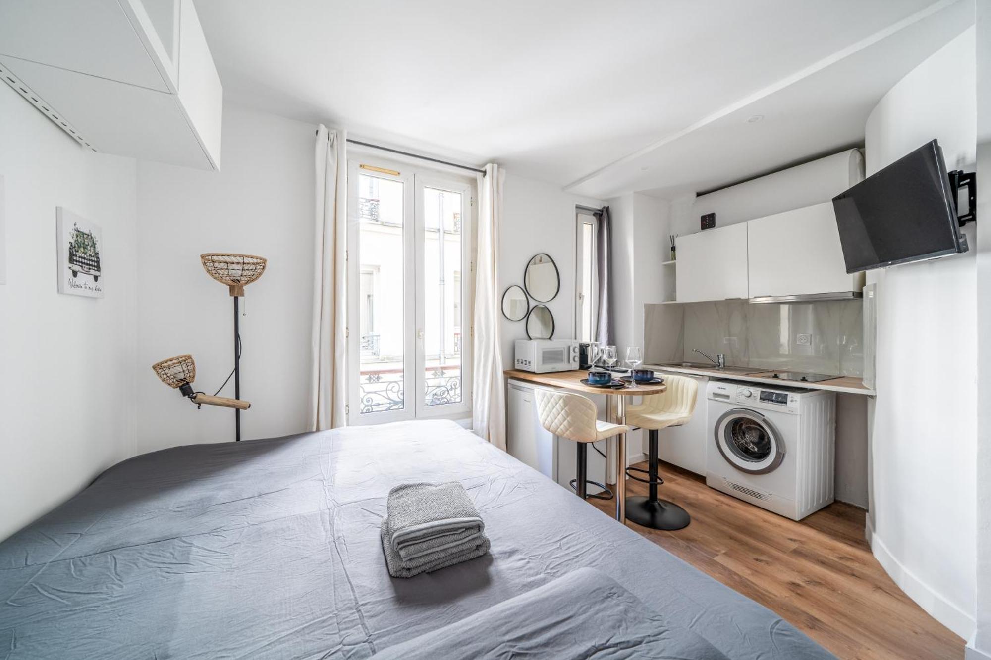 Apartment Rue Daguerre - Quiet & Welcoming & Well Connected Paris
